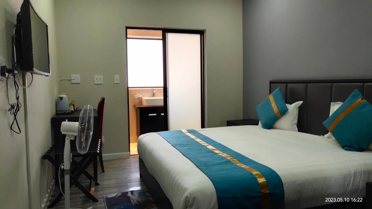 Atlantic Pearl Guest House Midrand Buitenkant foto